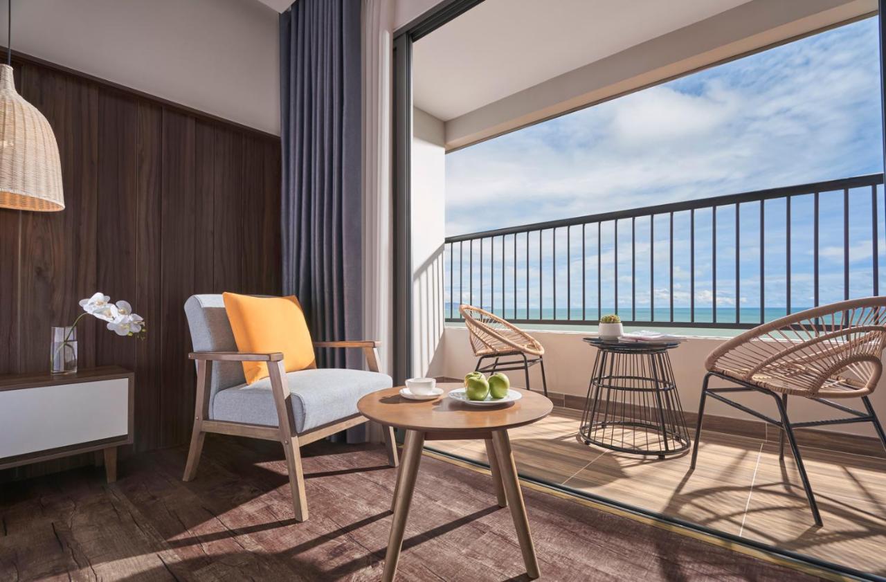 头顿维亚斯酒店 外观 照片 A balcony