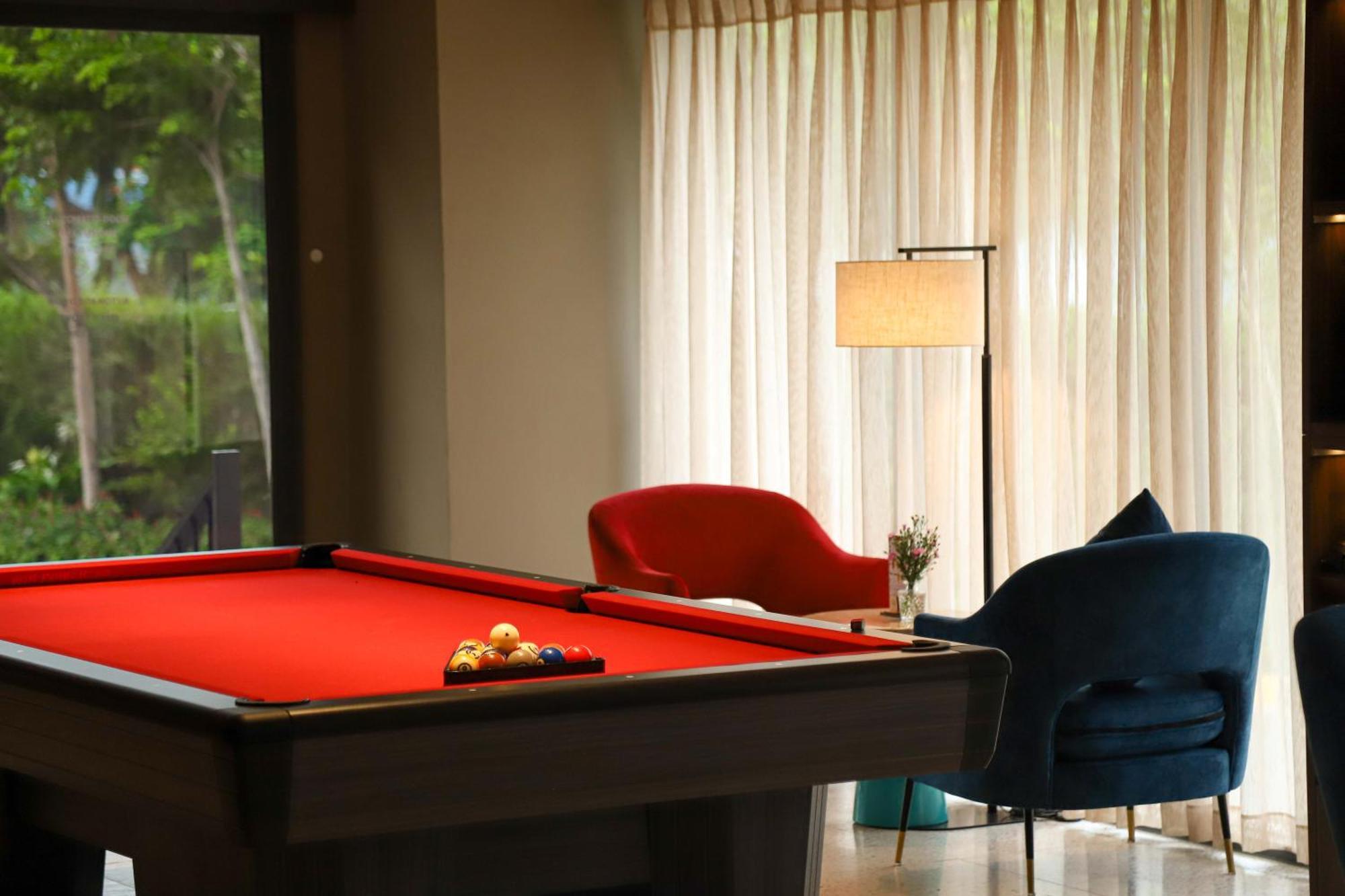头顿维亚斯酒店 外观 照片 A pool table