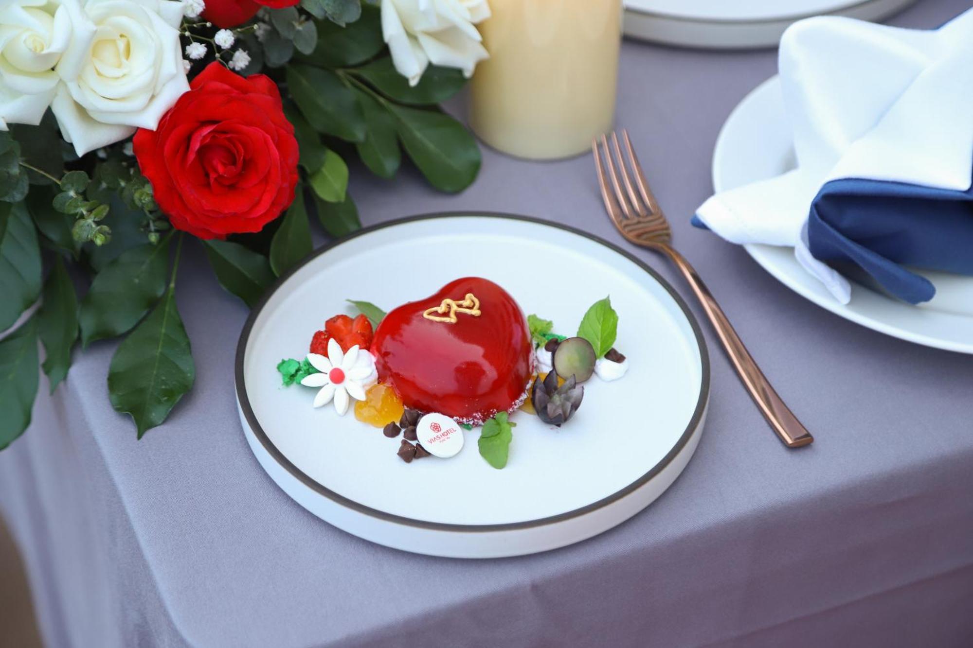 头顿维亚斯酒店 外观 照片 A heart-shaped Jell-O mold